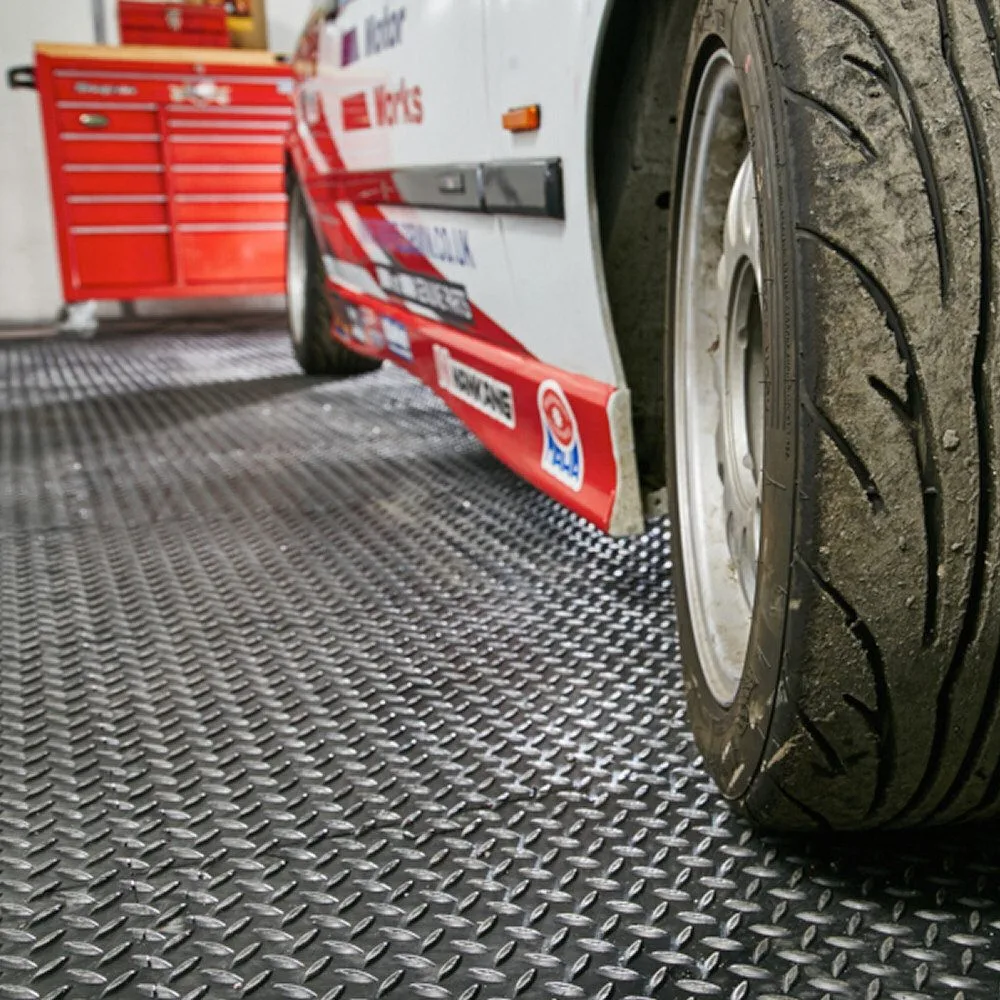 Black Checker PVC Garage Floor Tiles 50cm (60 Pack / 5m x 3m) + 6 FREE Ramps - Image 6