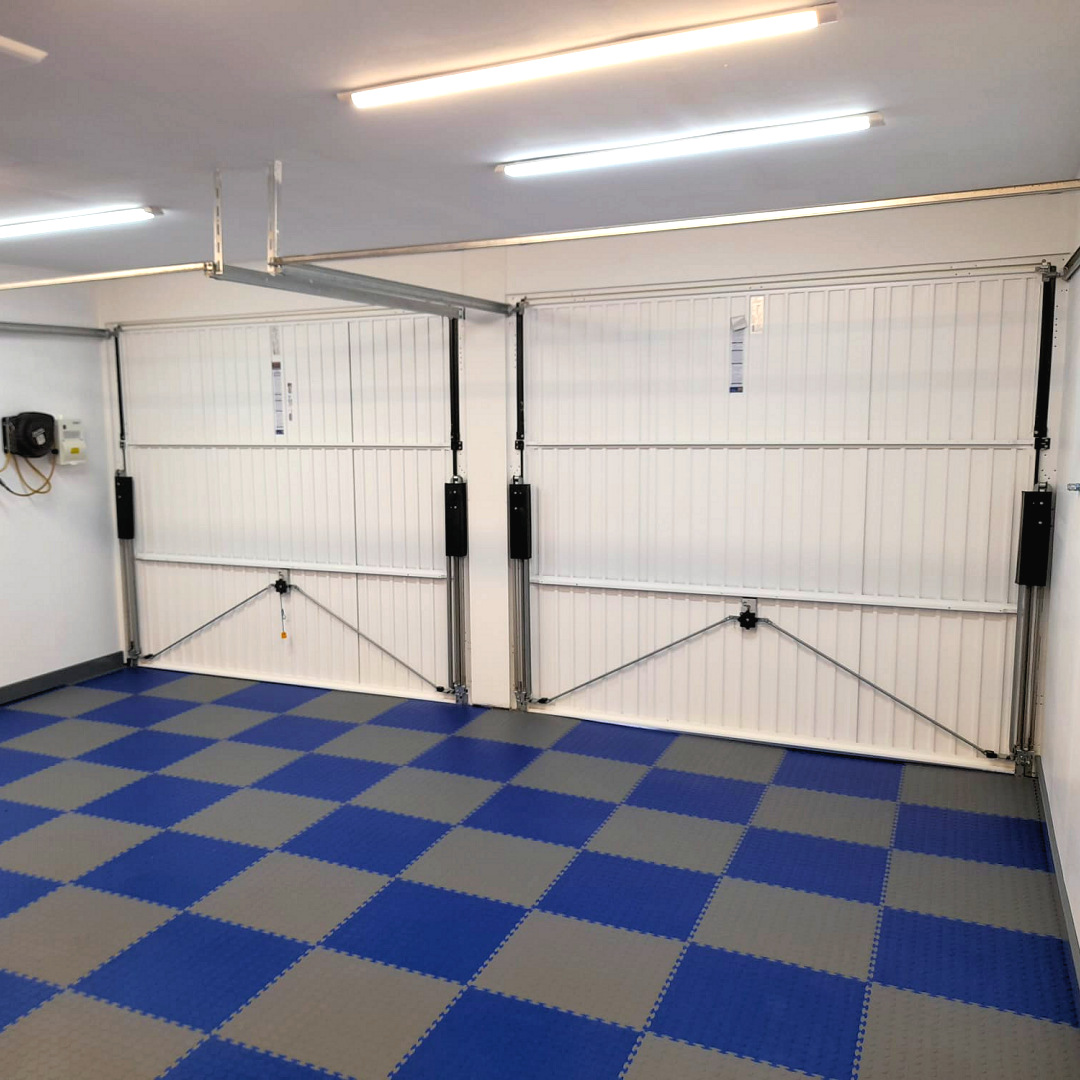 DuraStud Garage Floor Tiles at DL Racing | Duramat UK