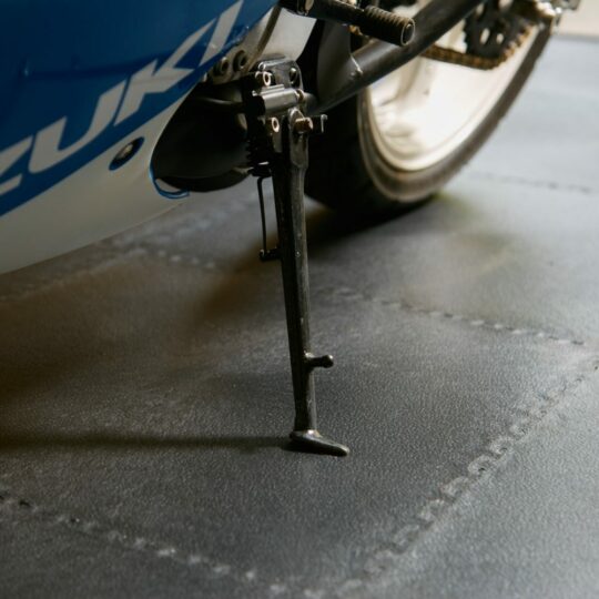 DuraTile™ PVC Garage Floor Tiles 50cm Black | Duramat UK