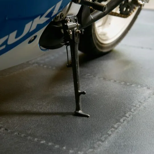 DuraTile™ PVC Garage Floor Tiles 50cm Black | Duramat UK