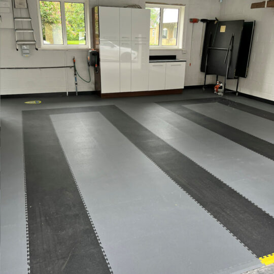 DuraTile™ PVC Garage Floor Tiles 50cm | Duramat UK