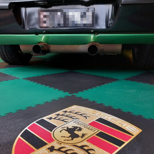 DuraTile™ PVC Garage Floor Tiles 50cm Racing Green | Duramat UK