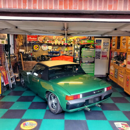 DuraTile™ PVC Garage Floor Tiles 50cm Racing Green | Duramat UK