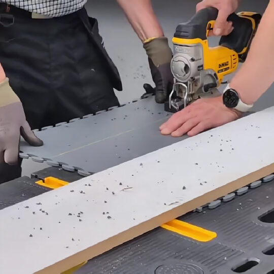 DuraTile⢠PVC Garage Floor Tiles 50cm Grey | Duramat UK