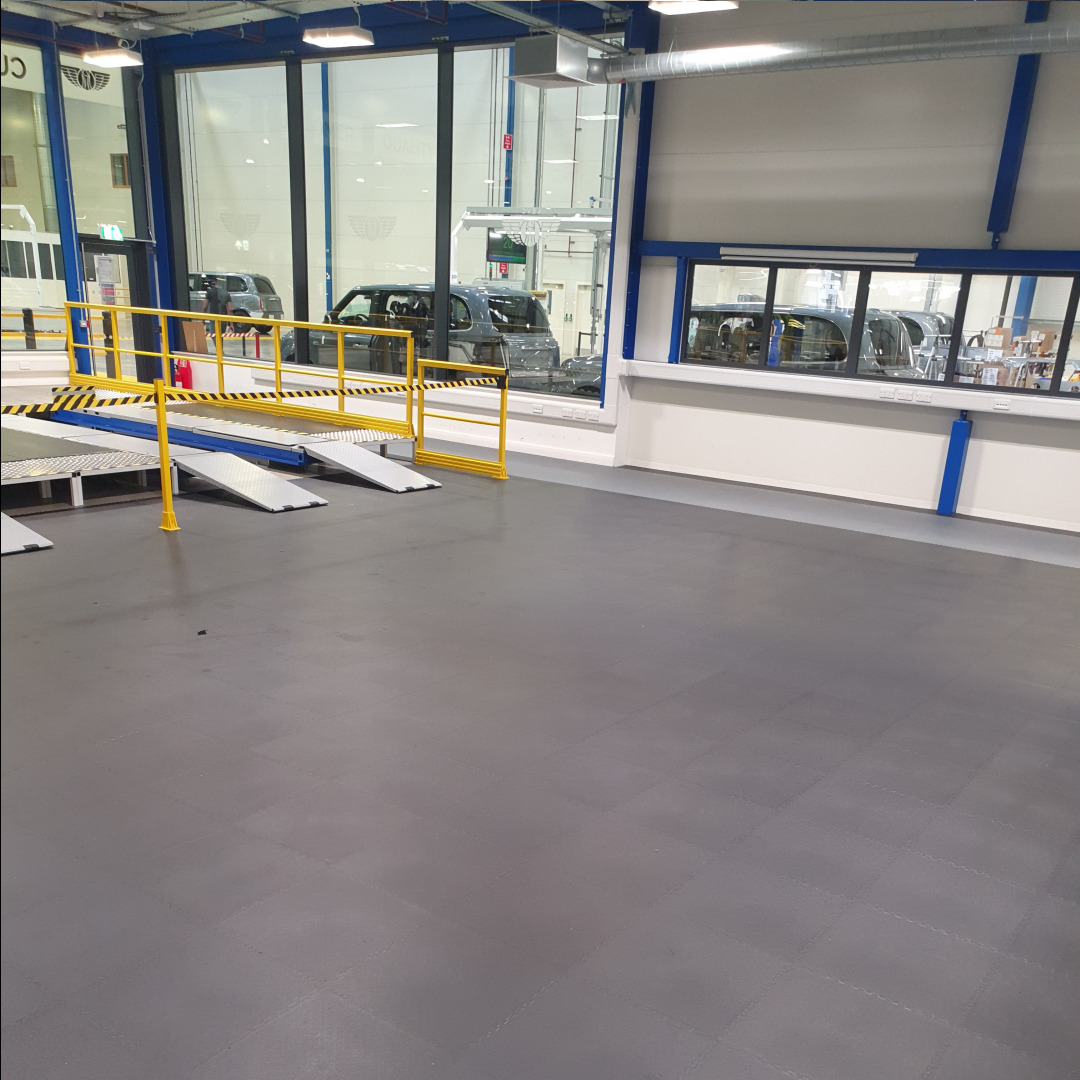7 Reasons To Choose Choose Duramat Garage Floor Tiles Over Epoxy Resin